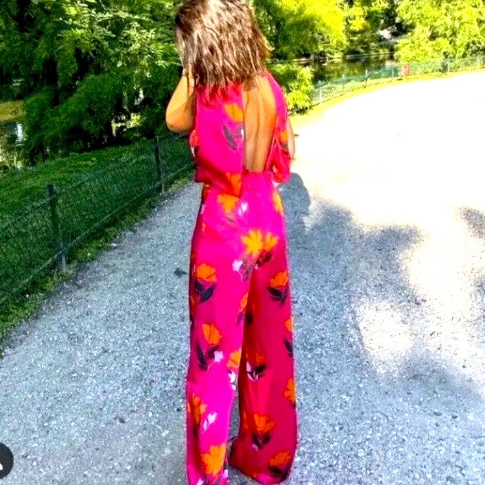 Zara Floral Silk Like Jumpsuit 🌸🌺 M ❌ Both Sold ❌